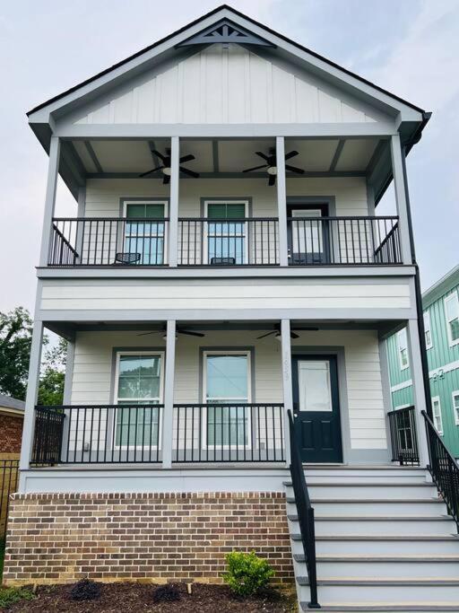 Luxury 4 Bedroom Home And Private Deck By Mcg 6 오거스타 외부 사진