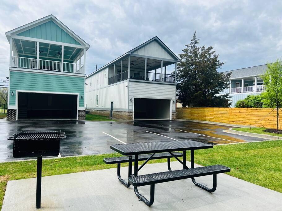 Luxury 4 Bedroom Home And Private Deck By Mcg 6 오거스타 외부 사진