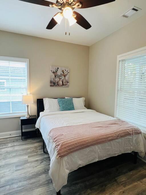 Luxury 4 Bedroom Home And Private Deck By Mcg 6 오거스타 외부 사진
